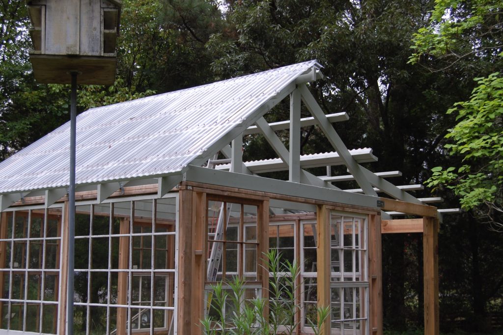 Upcyced greenhouse roof