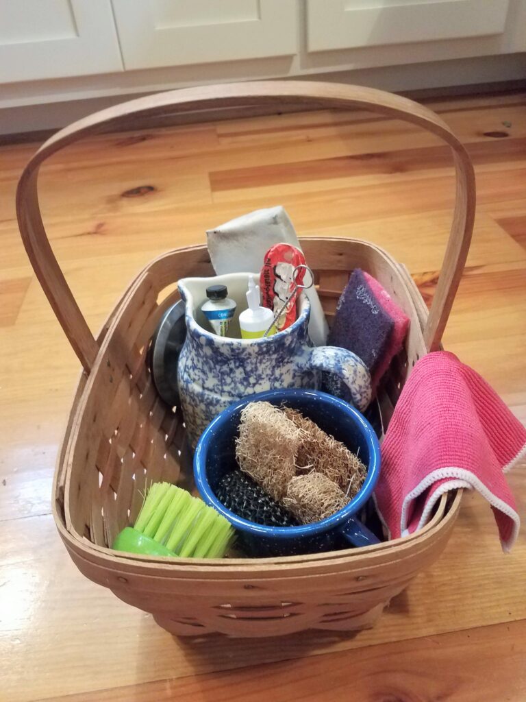 Organized basket for under the kitchen sink/tidybrownwren.com