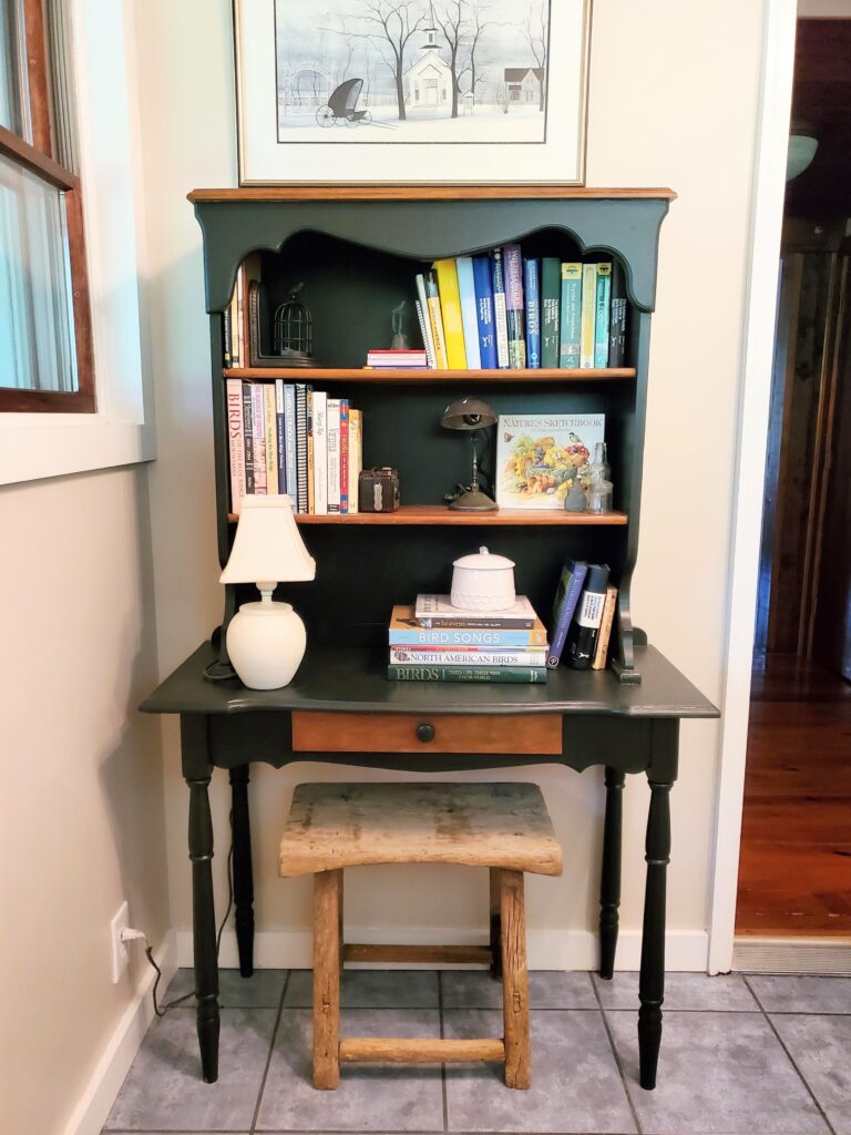Book shelf/tidybrownwren.com