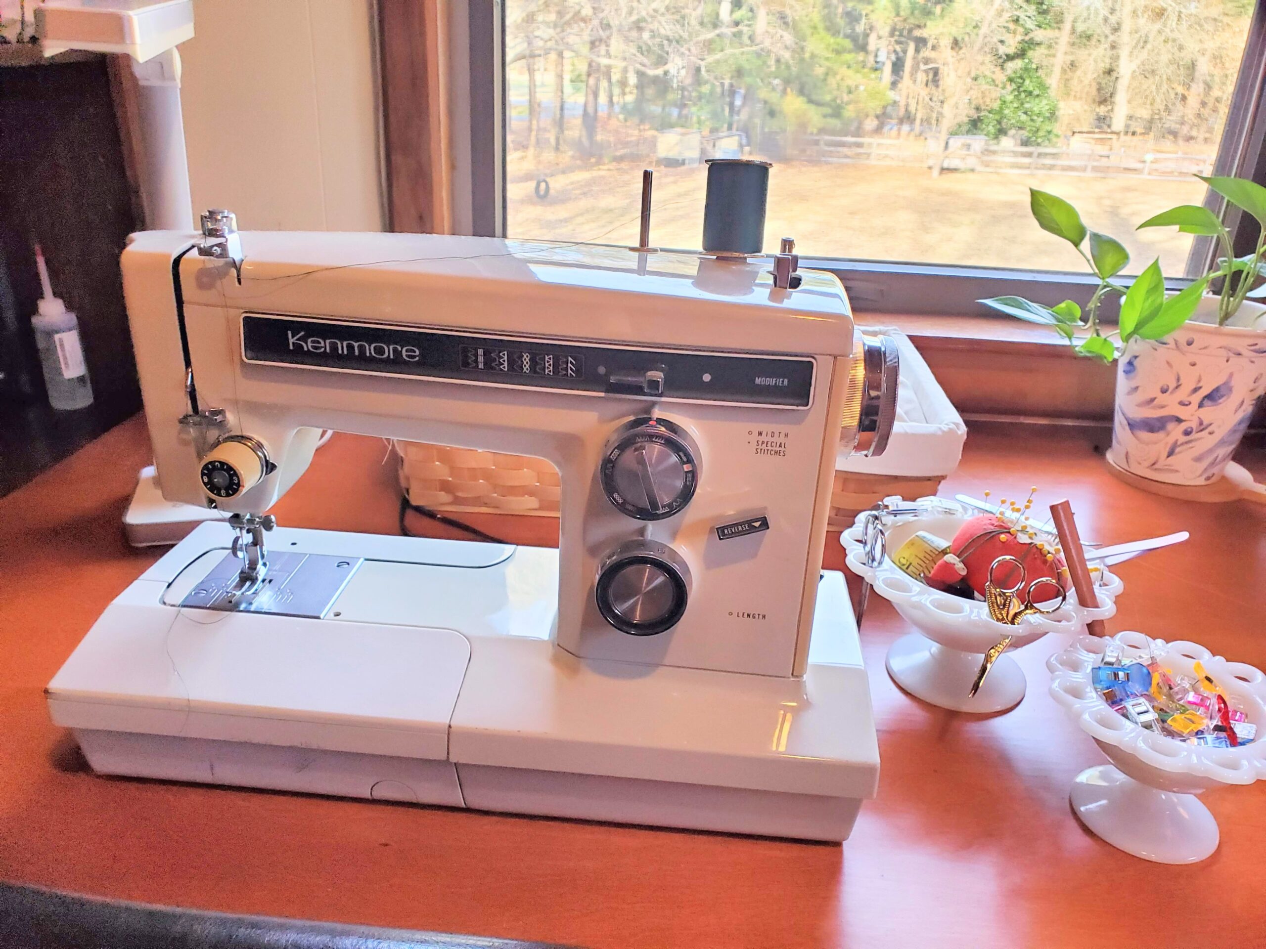 Vintage sewing machine and supplies